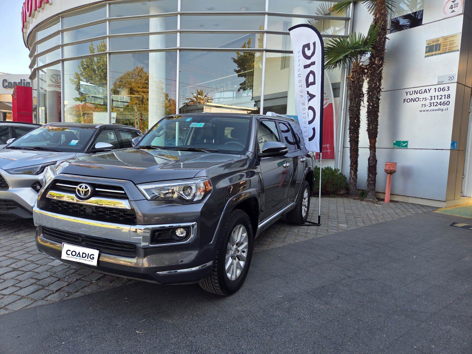 TOYOTA  4RUNNER